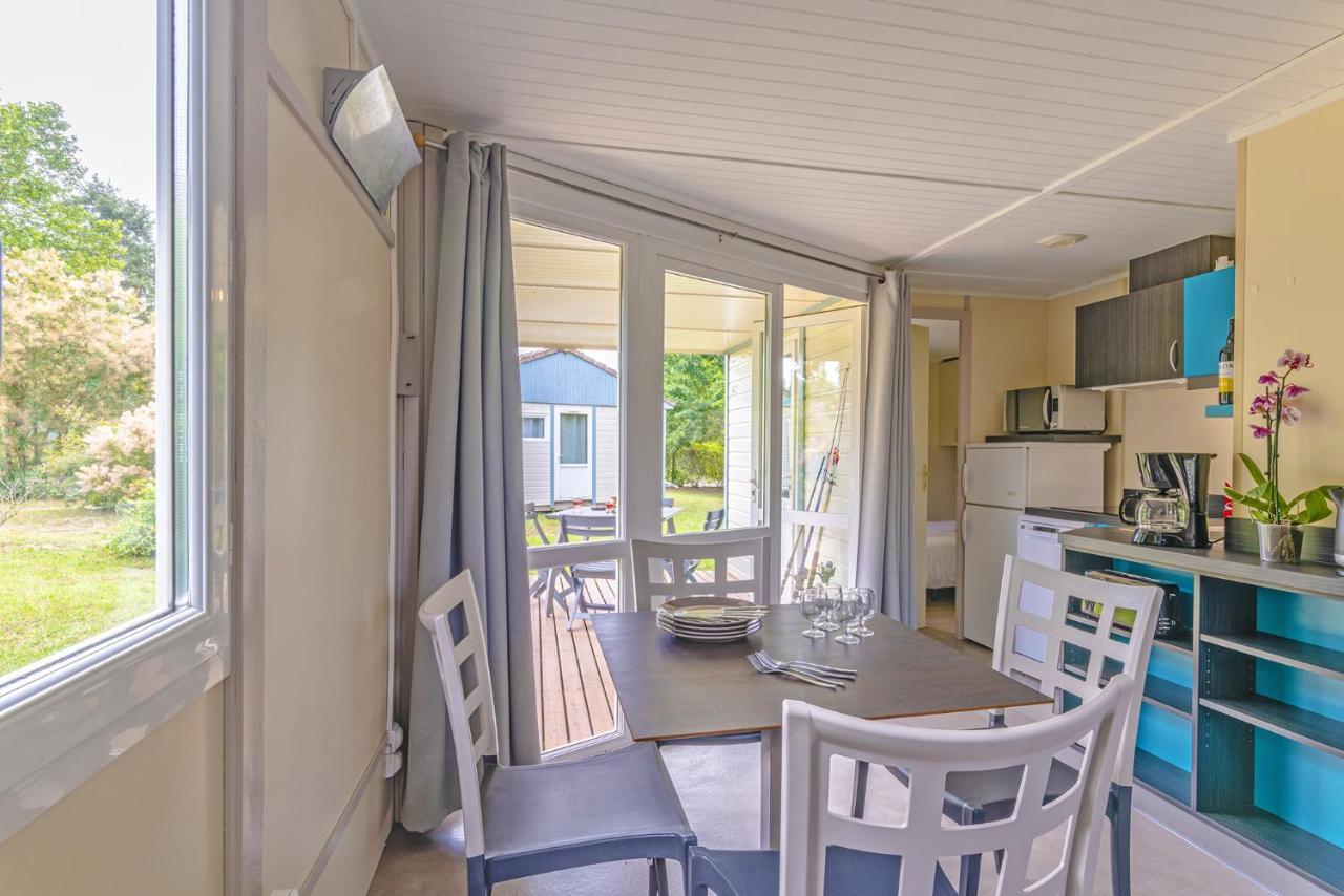 Lagrange Grand Bleu Vacances - Residence Port Lalande Castelmoron-sur-Lot Екстериор снимка