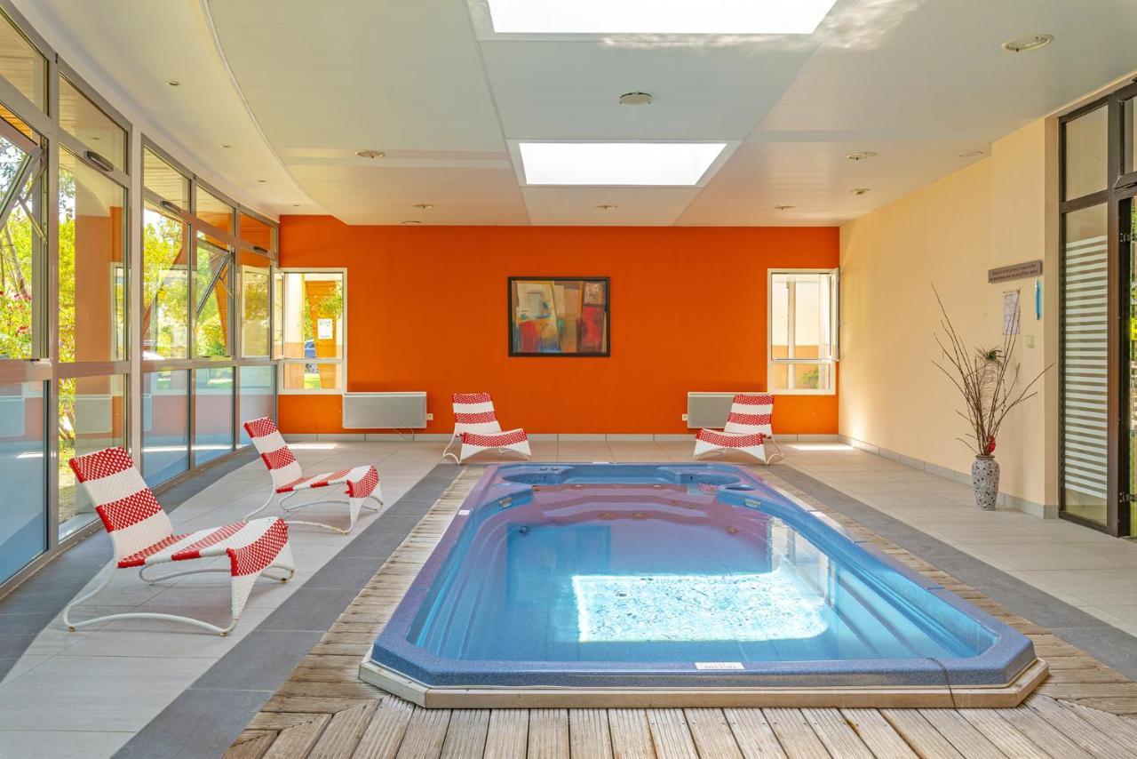 Lagrange Grand Bleu Vacances - Residence Port Lalande Castelmoron-sur-Lot Екстериор снимка