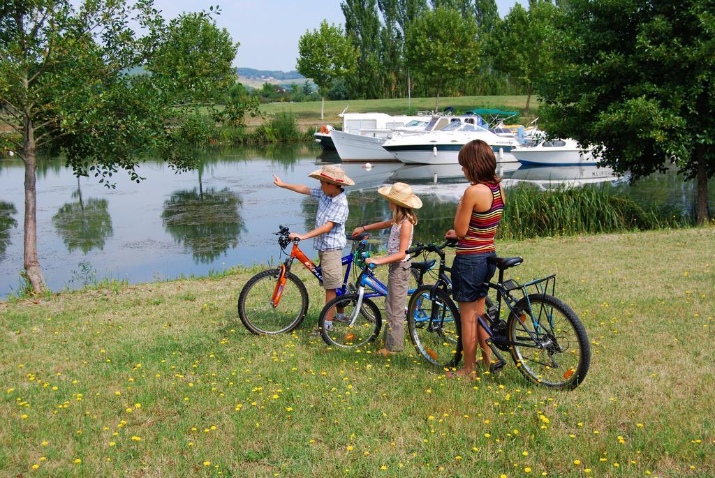 Lagrange Grand Bleu Vacances - Residence Port Lalande Castelmoron-sur-Lot Екстериор снимка