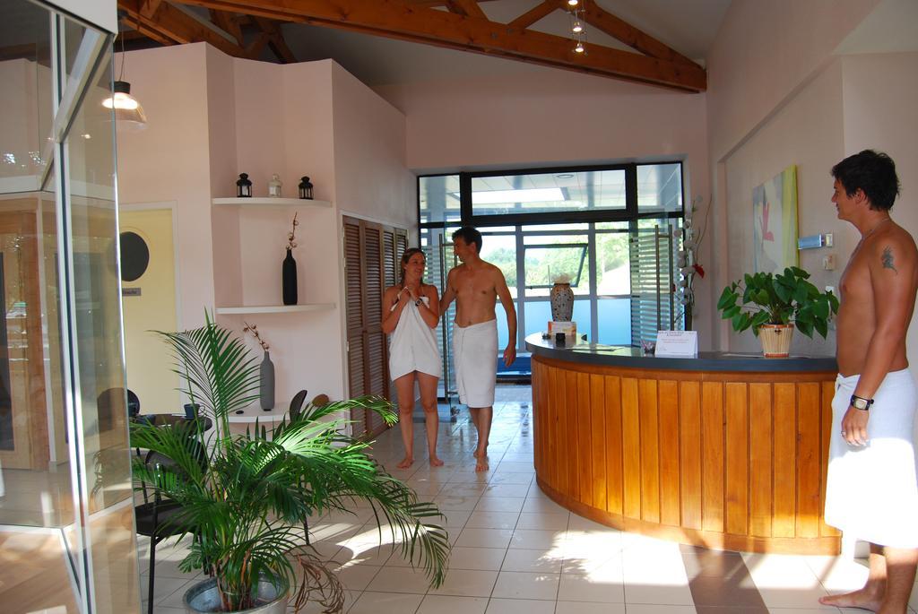 Lagrange Grand Bleu Vacances - Residence Port Lalande Castelmoron-sur-Lot Екстериор снимка