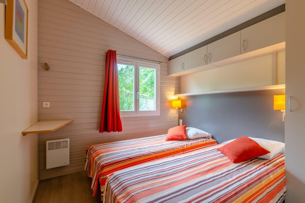 Lagrange Grand Bleu Vacances - Residence Port Lalande Castelmoron-sur-Lot Екстериор снимка