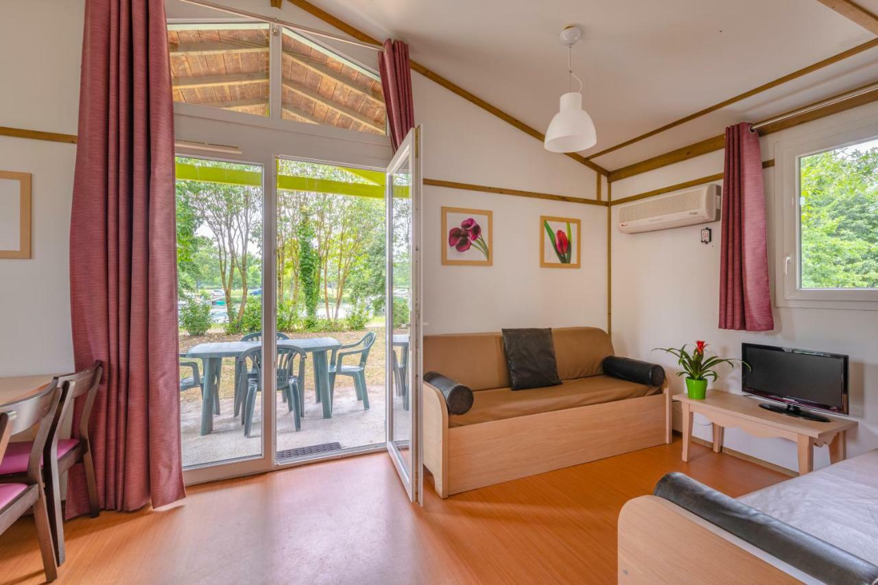 Lagrange Grand Bleu Vacances - Residence Port Lalande Castelmoron-sur-Lot Екстериор снимка